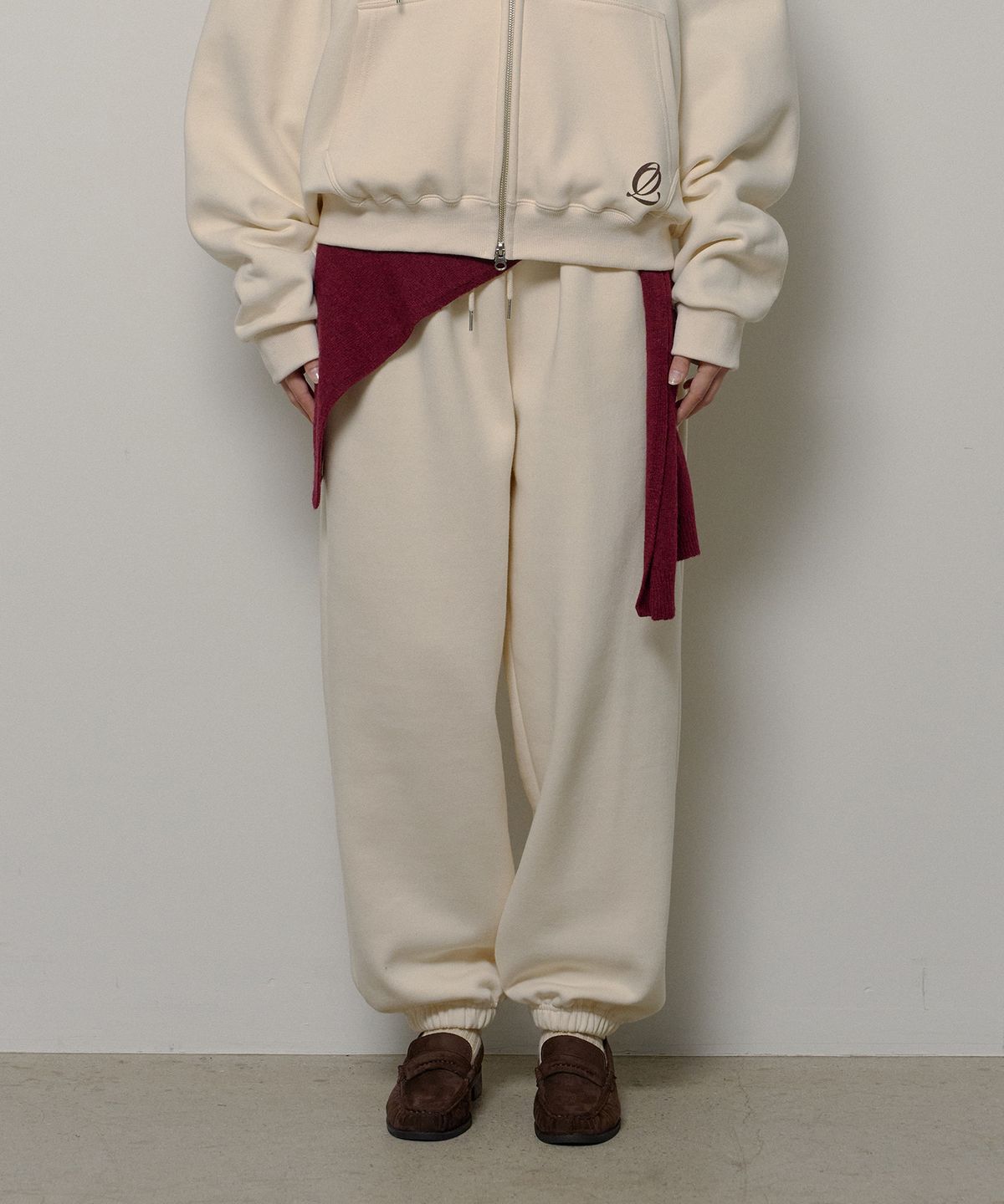 론크(LONQUE) SWEAT JOGGER PANTS (IVORY)