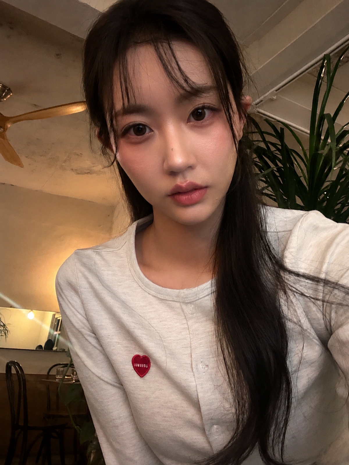 러브미오피셜(LOVEMIIOFFICIAL) 코튼 넉넉 가디건