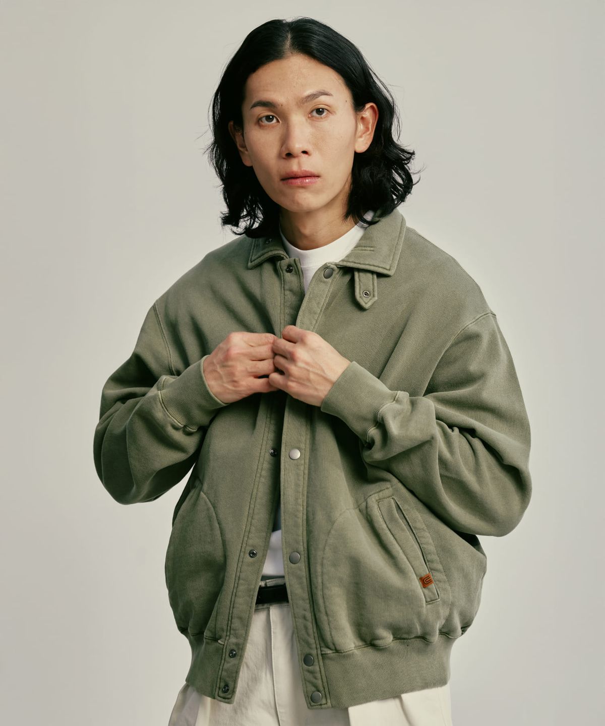 유니버셜 오버롤(UNIVERSAL OVERALL) SNAP SWEAT CARDIGAN OLIVE KHAKI