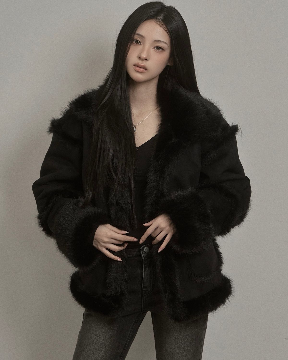 카키포인트(KHAKIPOINT) Shearing Fur Mustang (black)