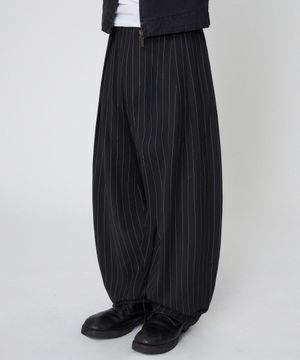WIDE STRIPE SLACKS [BLACK]