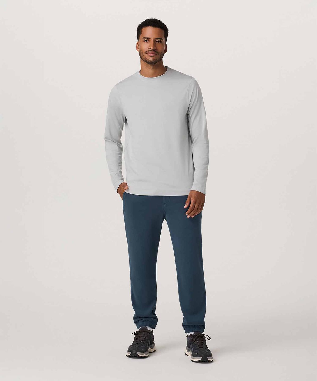 뷰오리(VUORI) [남성] L/S 폰토 퍼포먼스 티_그레이 VR15320008