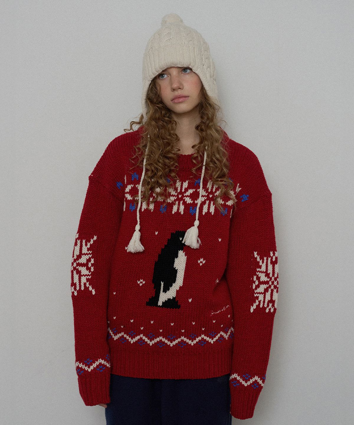 썸웨어버터(SOMEWHEREBUTTER) Penguin Wool Sweater - Red