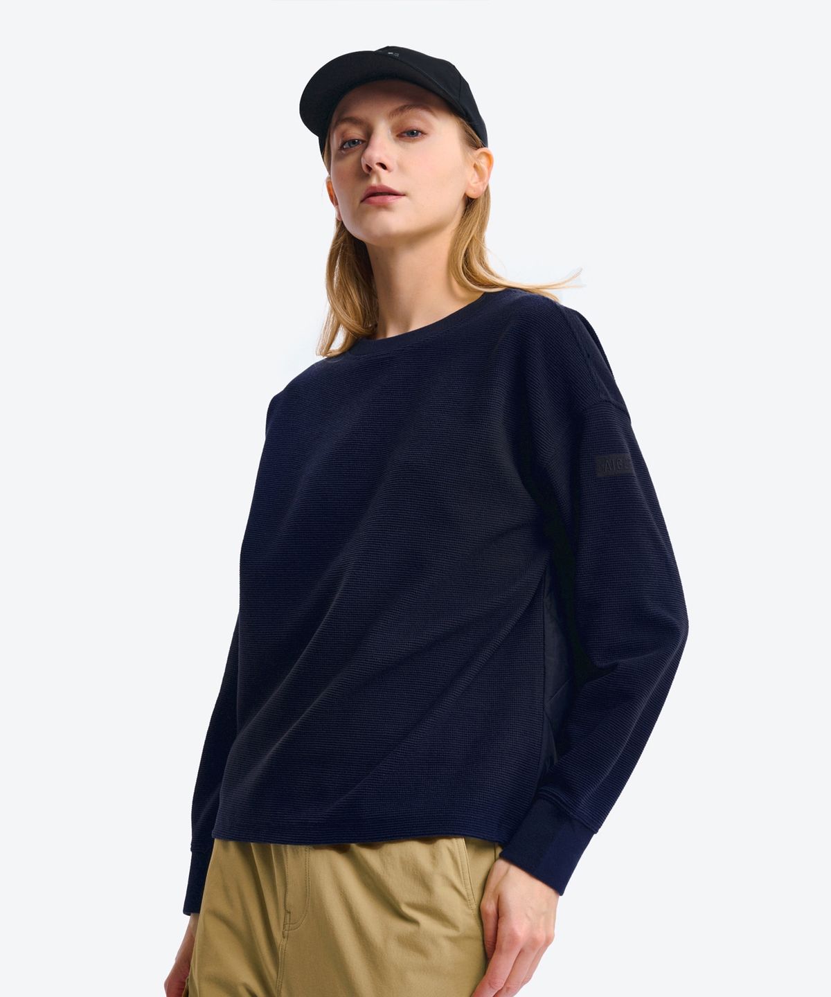 에이글(Aigle) 여성 크루넥 와플 니트 플리스 풀오버 AAW25WFLE003EMP