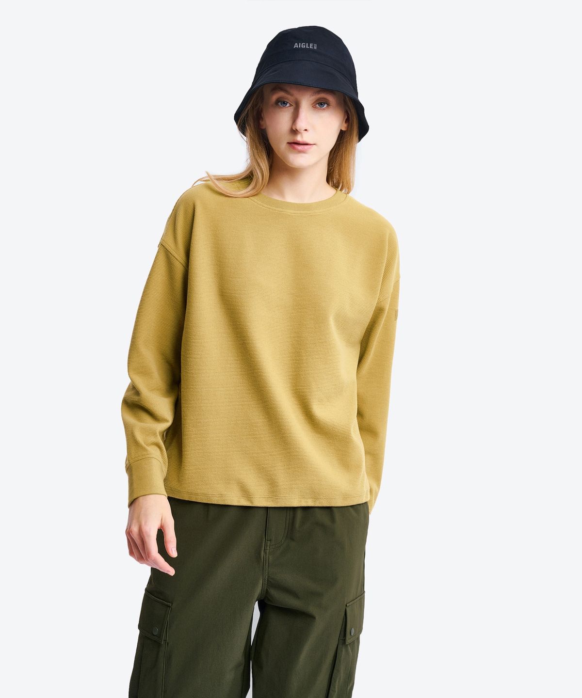 에이글(Aigle) 여성 크루넥 와플 니트 플리스 풀오버 AAW25WFLE003FOS