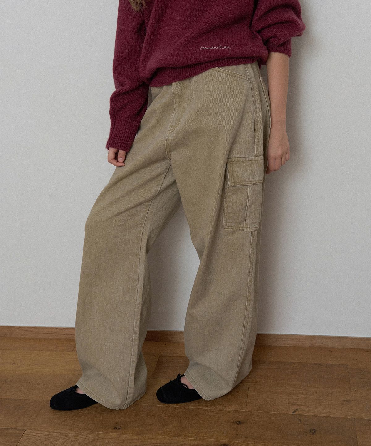 썸웨어버터(SOMEWHEREBUTTER) Jackie Cargo Washed Pants - Beige