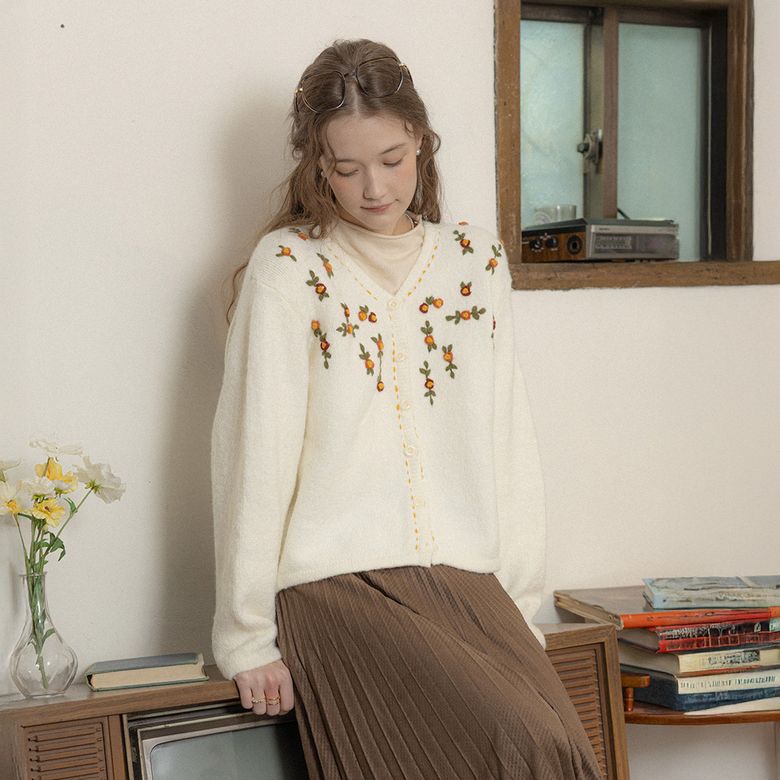 PM_Flower crew neck knit top_IVORY