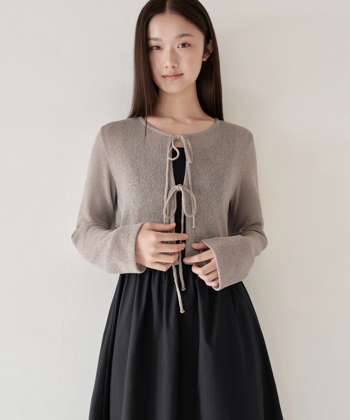 무신사 스탠다드 우먼(MUSINSA STANDARD WOMAN) 우먼즈 린넨 블렌드 타이 업 크롭 가디건 [그레이쉬 베이지]