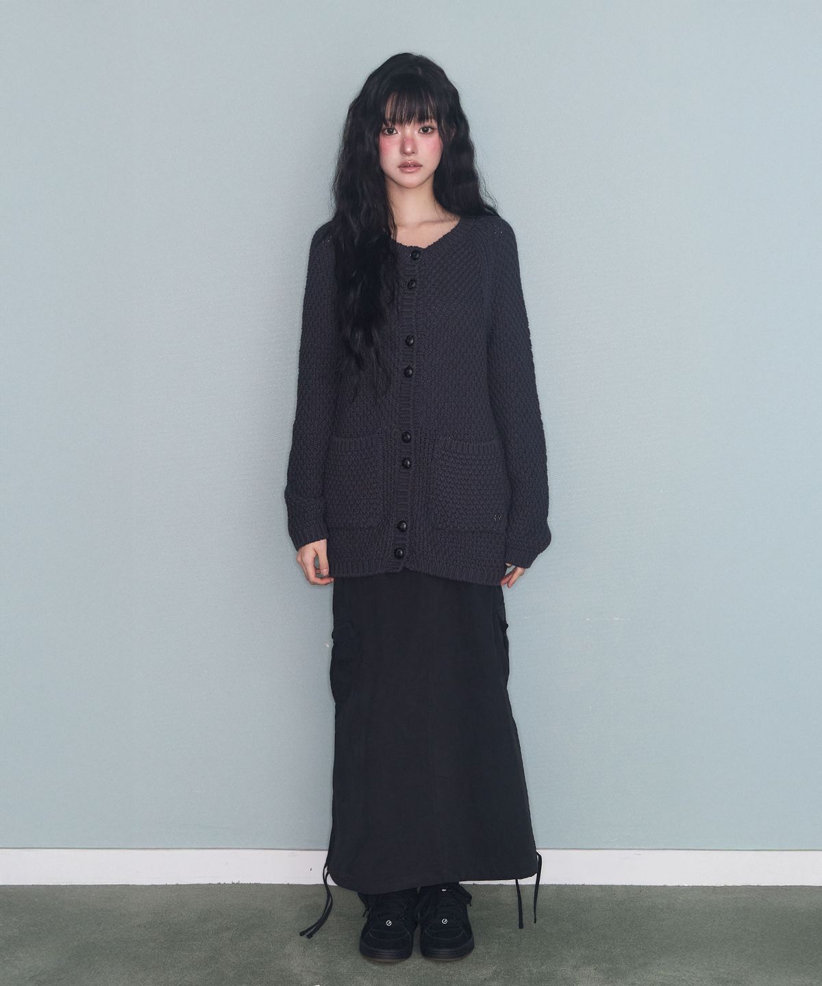 미레코(MIRECO) TURTLE-BUTTON KNIT CARDIGAN CHARCOAL