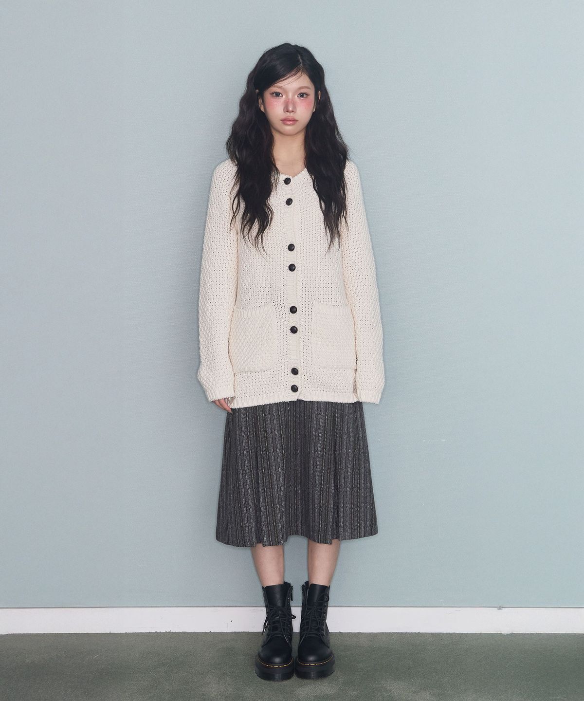 미레코(MIRECO) TURTLE-BUTTON KNIT CARDIGAN IVORY