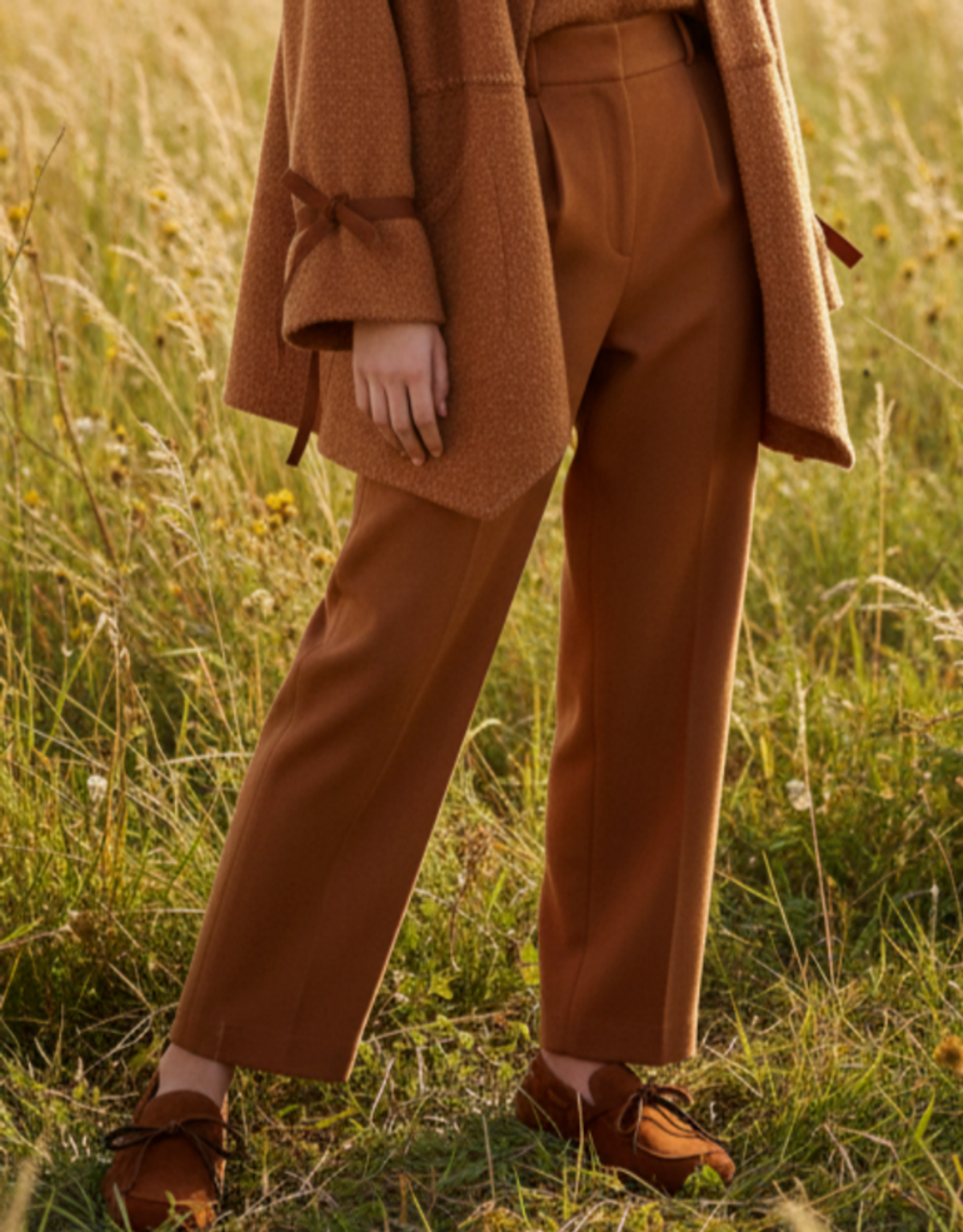 인더발코니(IN THE BALCONY) FW 25 Feuille -Terracotta Leaf