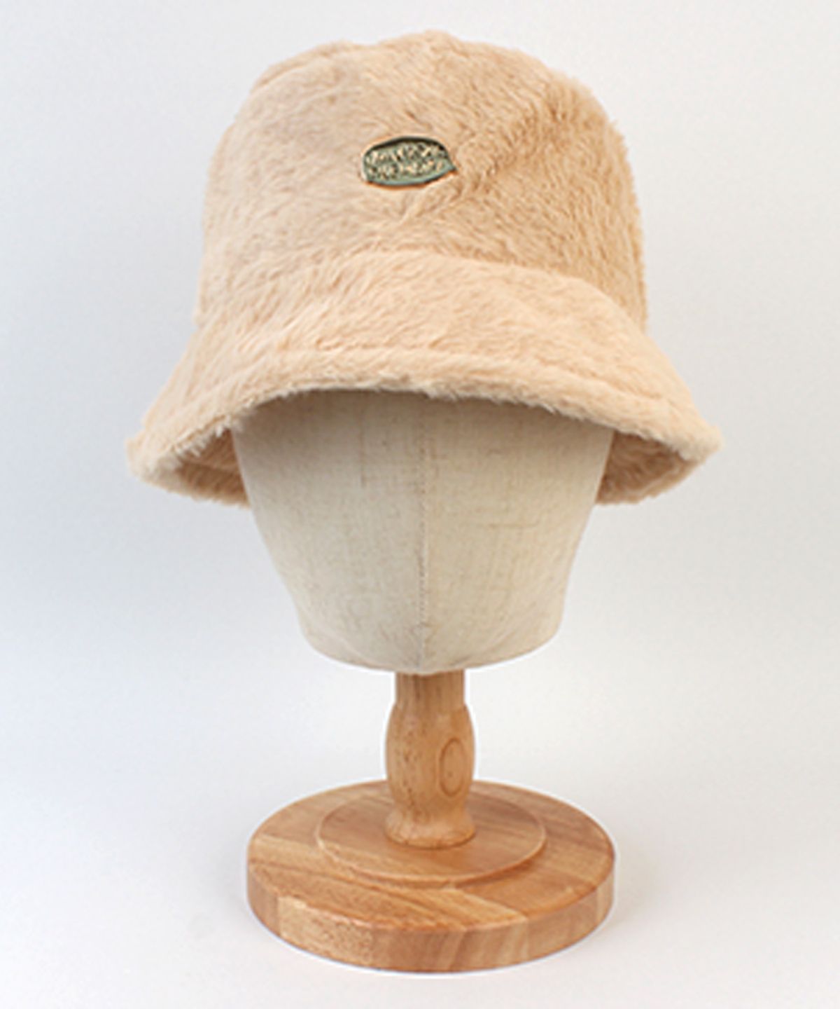 유니버셜 케미스트리(UNIVERSAL CHEMISTRY) Bubble Fur Light Beige Bucket Hat 버킷햇