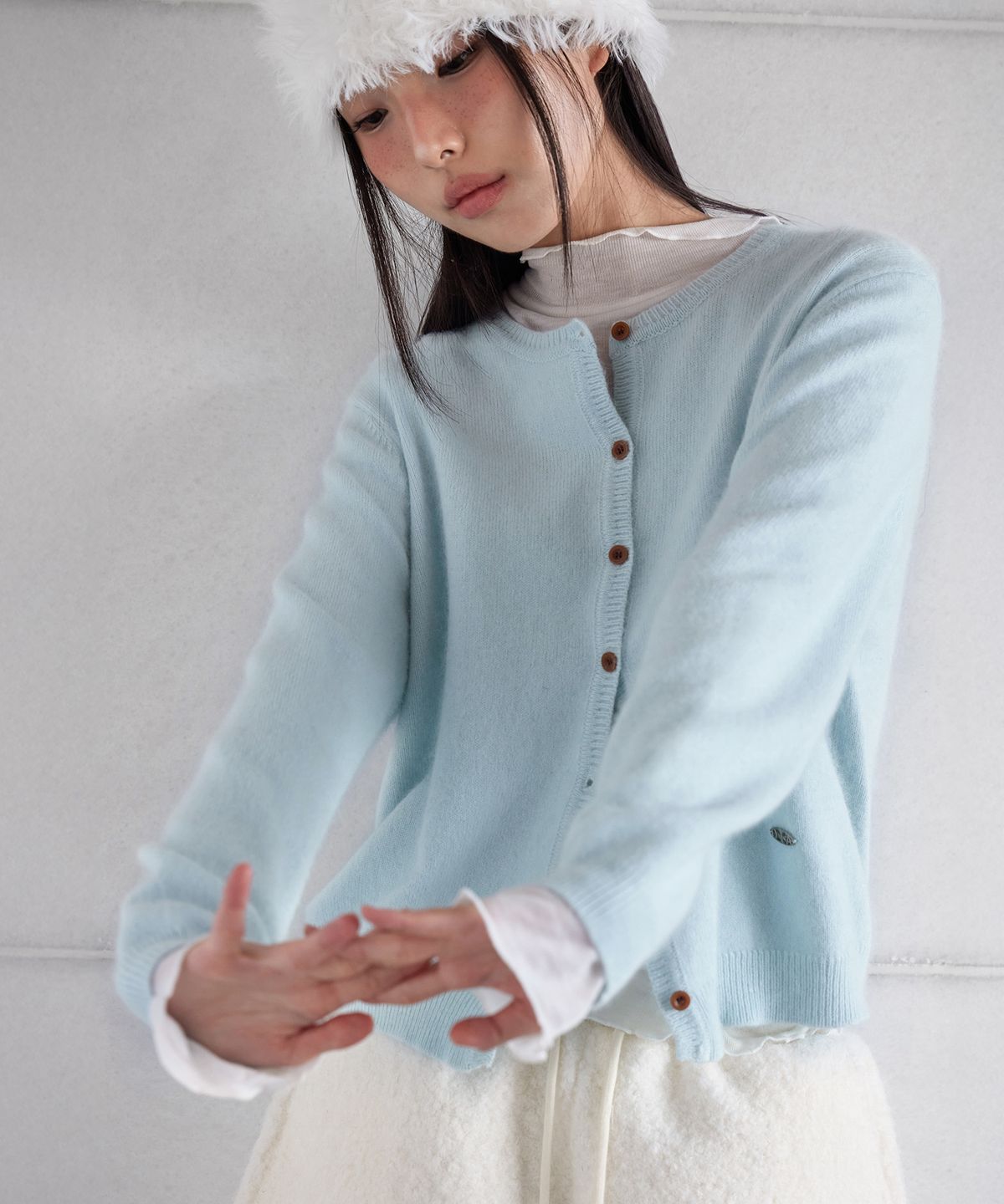 런던다다(LONDONDADA) WOOL ANGORA BLENDED PENDANT CARDIGAN, SORA