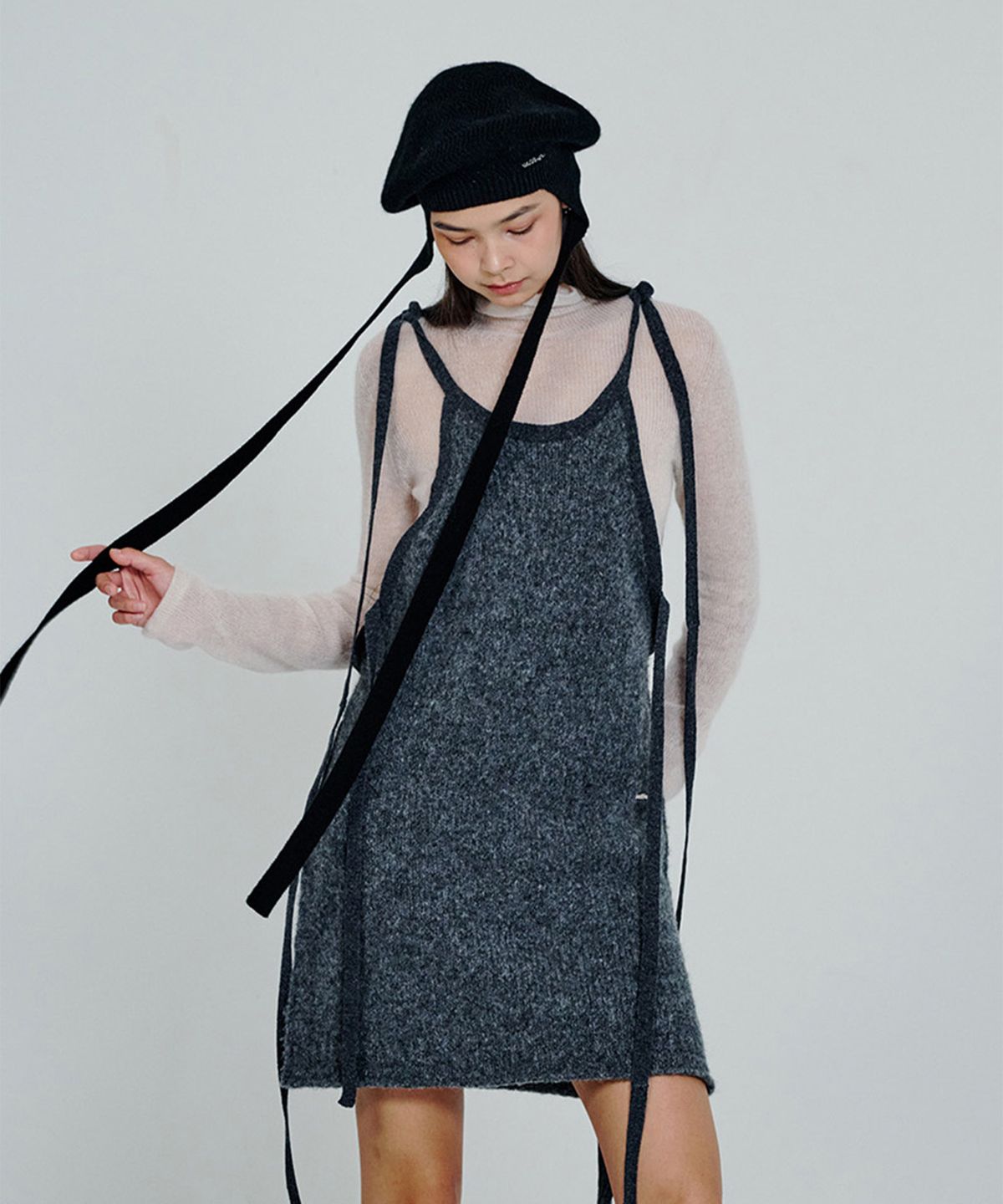 더애틋(THE AÉTUT) Strap Detail Knit Mini Dress_Grey