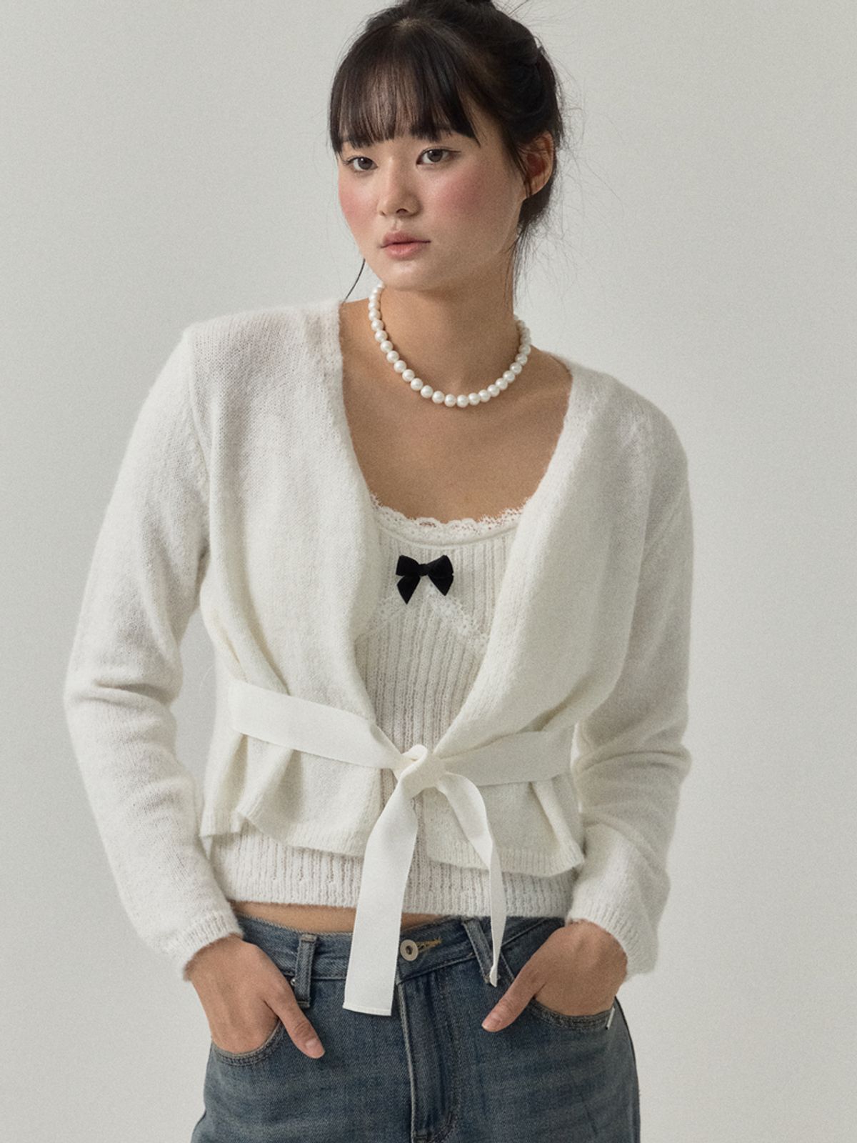 쏘리, 투 머치 러브(SORRY, TOO MUCH LOVE) Ribbon Crop Knit Cardigan Set-up_Ivory
