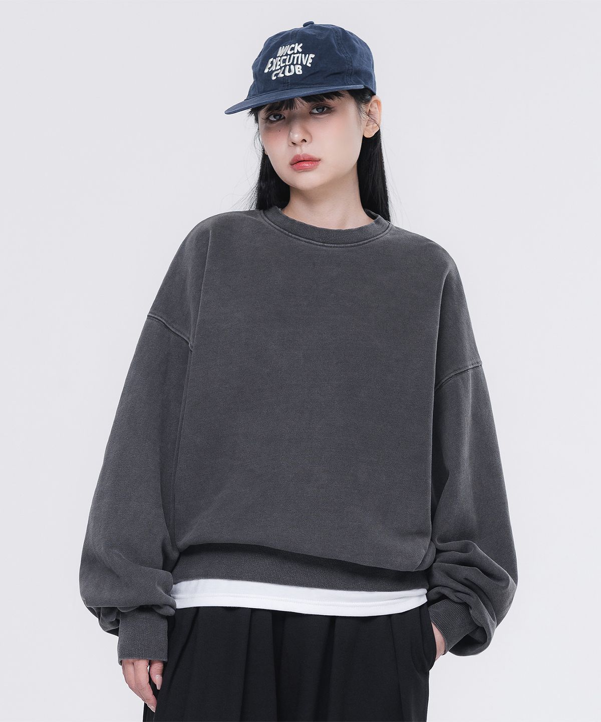 앨빈클로(ALVINCLO) 피그먼트 크롭 스웨트 맨투맨 DLX2975 (4 COLOR)