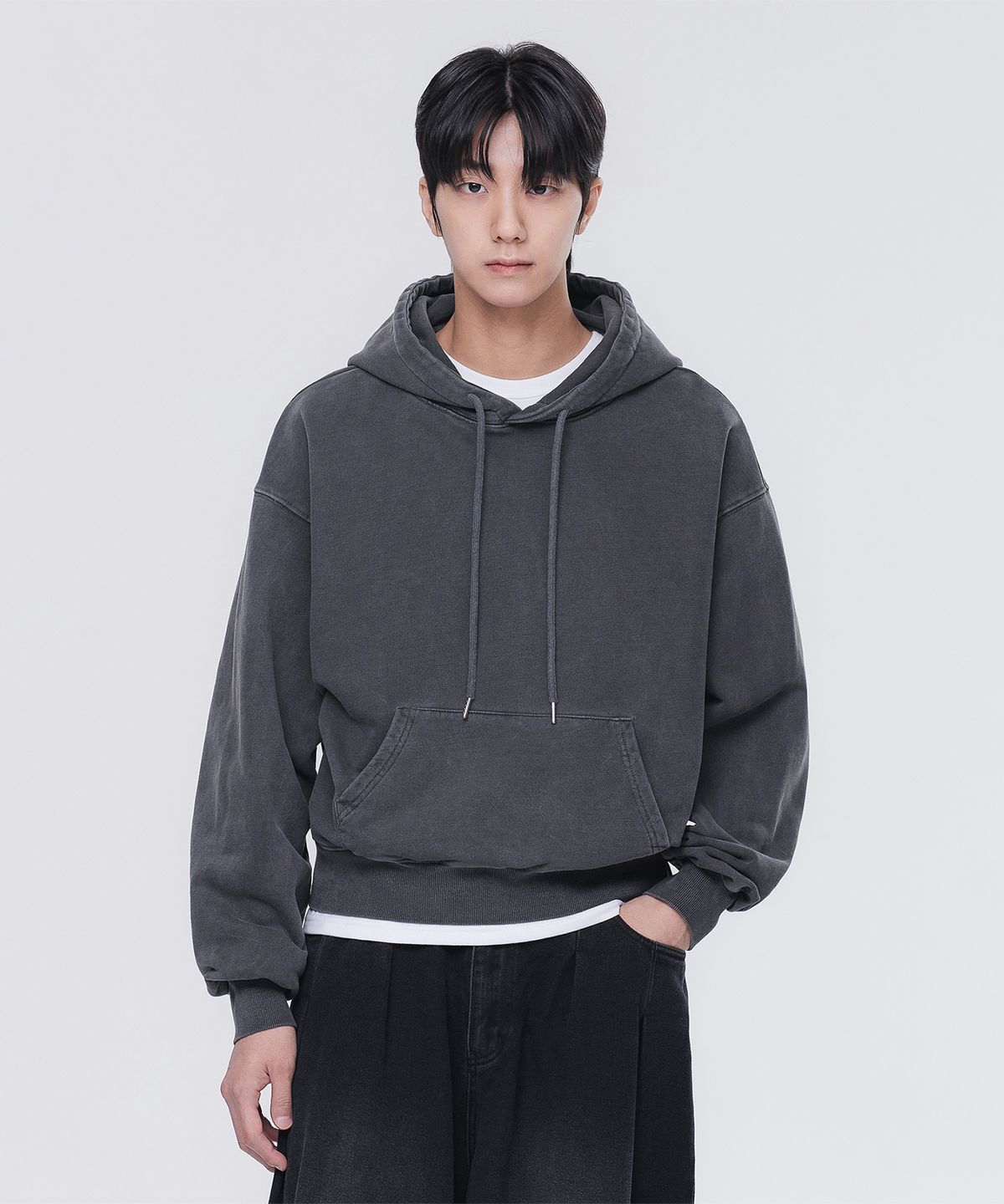 앨빈클로(ALVINCLO) 피그먼트 크롭 후드티 DLX2974 (4 COLOR)