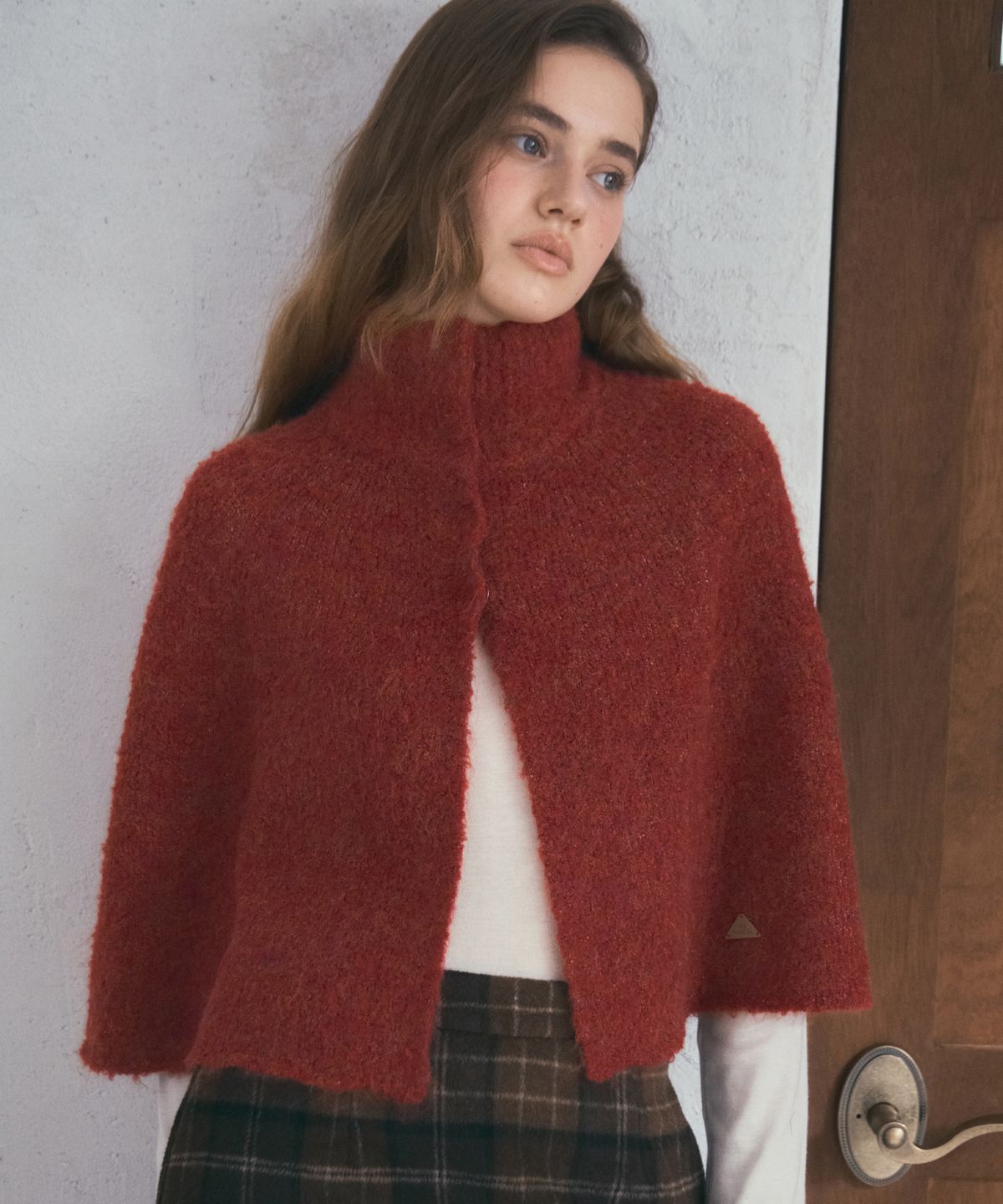 아우어노스텔지아(OURNOSTALGIA) Woolberry Cape Knit_Berry Red(OC25-KN27)