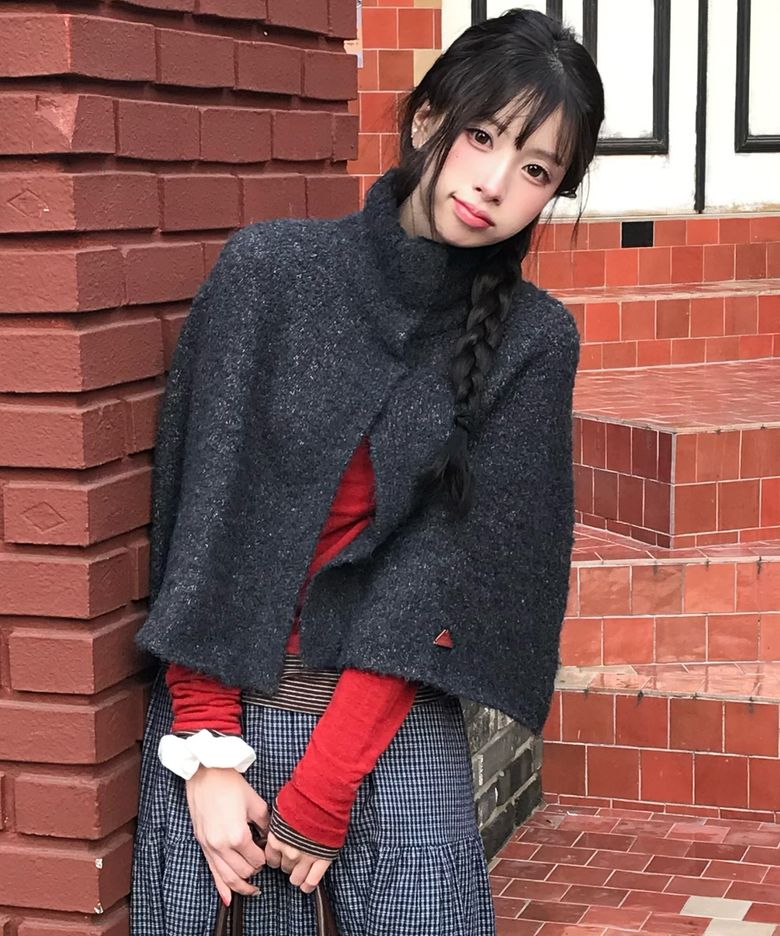 Woolberry Cape Knit_Charcoal(OC25-KN27)