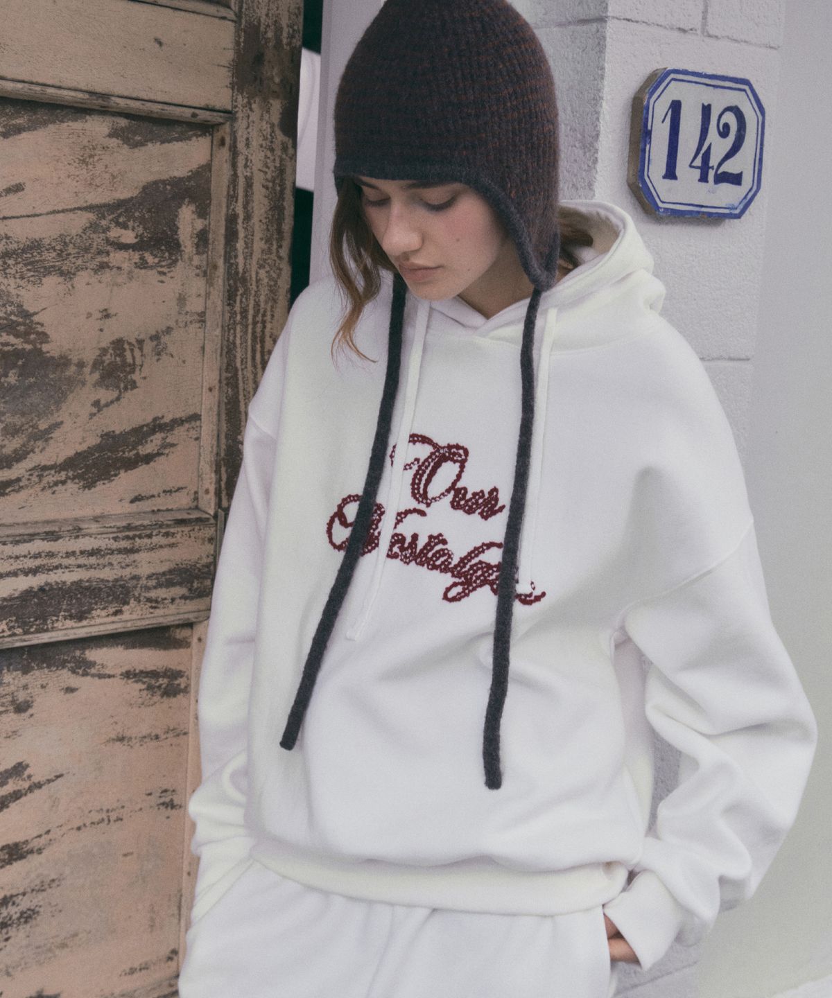 아우어노스텔지아(OURNOSTALGIA) Petal Boucle Hoodie_Ivory(O25-TP30)