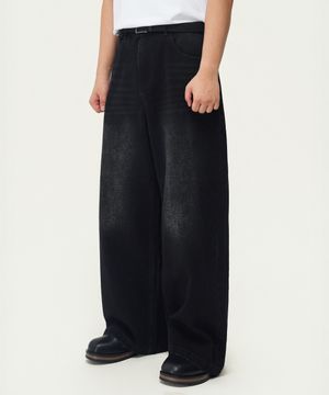 [26년Ver.] 심플 와이드핏 워시드 데님 팬츠 (WASHED BLACK)