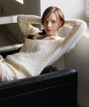 브이넥 카라 케이블 니트 팬츠 셋업