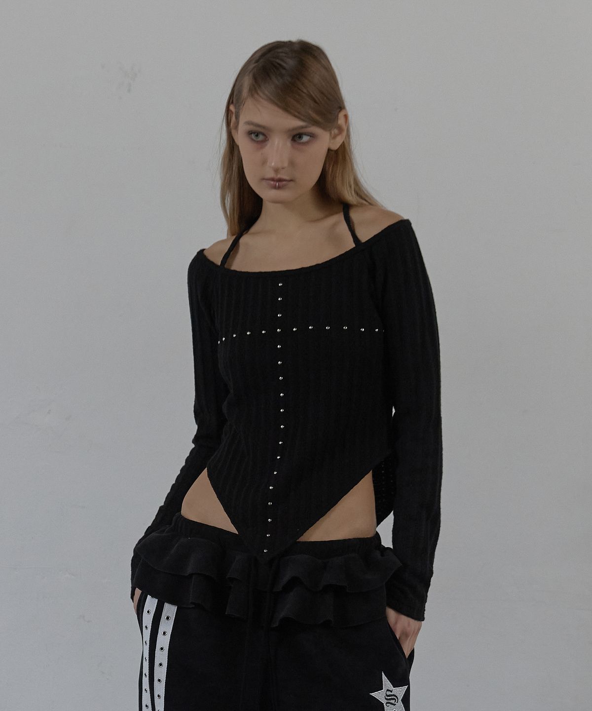 셋업이엑스이(SETUP-EXE) WESTERN CROSS TOP / BLACK