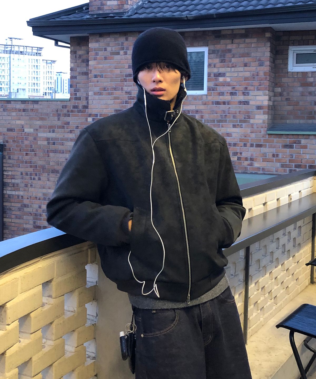 데이(THEY) 스웨이드 레더 무스탕 자켓_BLACK