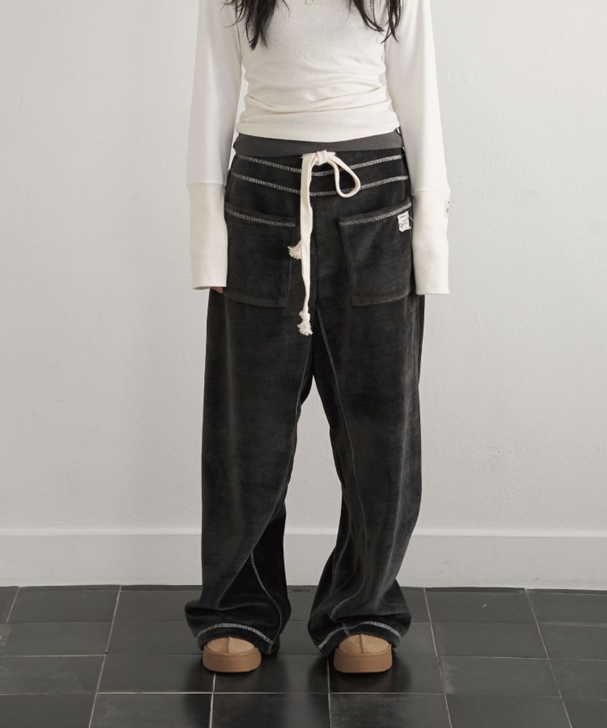 구월십일(GUWOLSIBIL) KNOTTED WIDE PANTS CHARCOAL