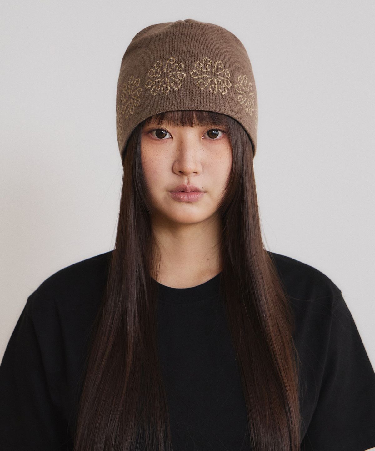 9999아카이브(9999ARCHIVE) Linking Flower Jacquard Beanie