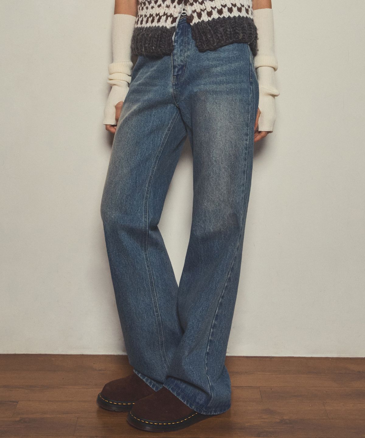 아우어노스텔지아(OURNOSTALGIA) sandwashing bootcut denim jean
