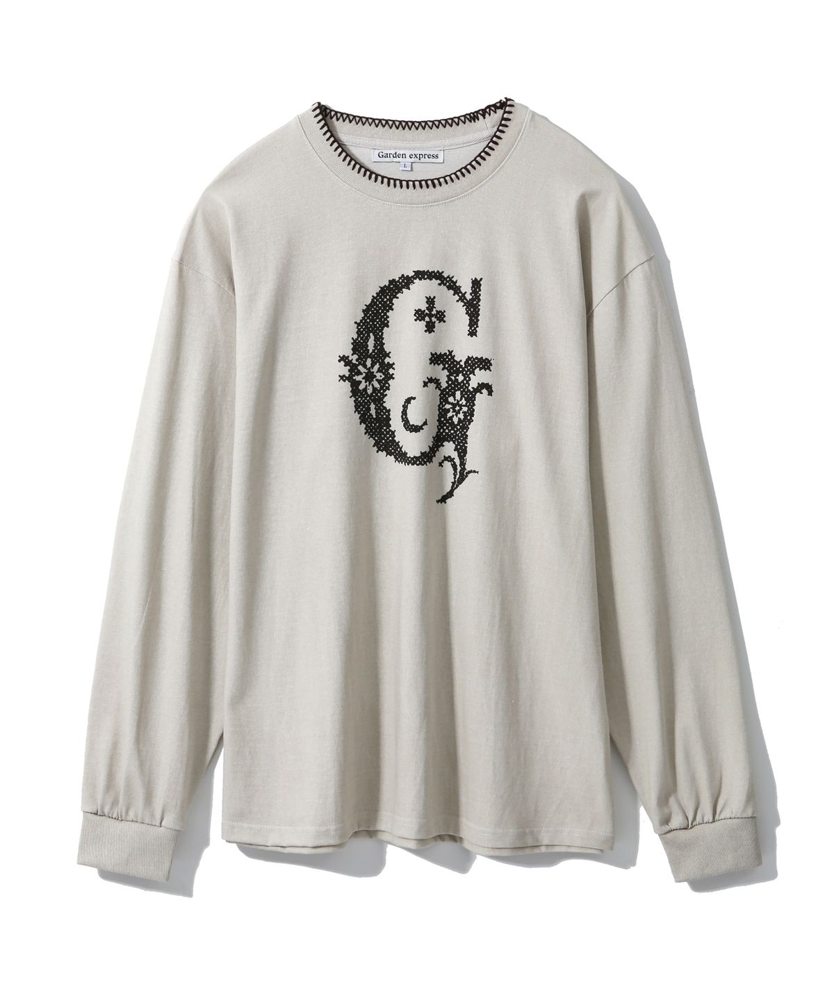 가든익스프레스(GARDEN EXPRESS) Cross-Stitch Initial T-shirt (ivory)