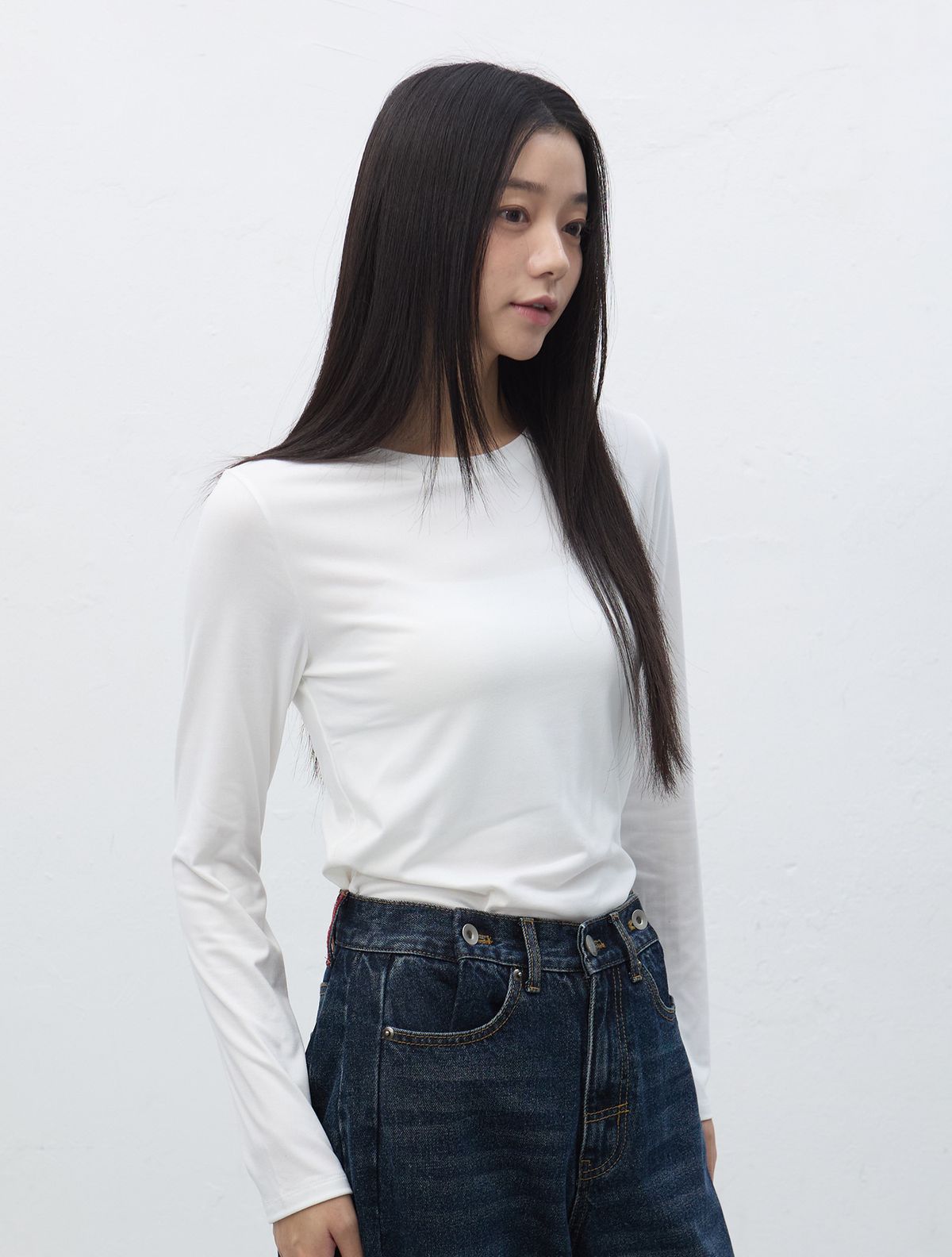 제너럴아이디어(GENERALIDEA) 히트젯 라운드넥 티셔츠 [WHITE] / WBE4L01515