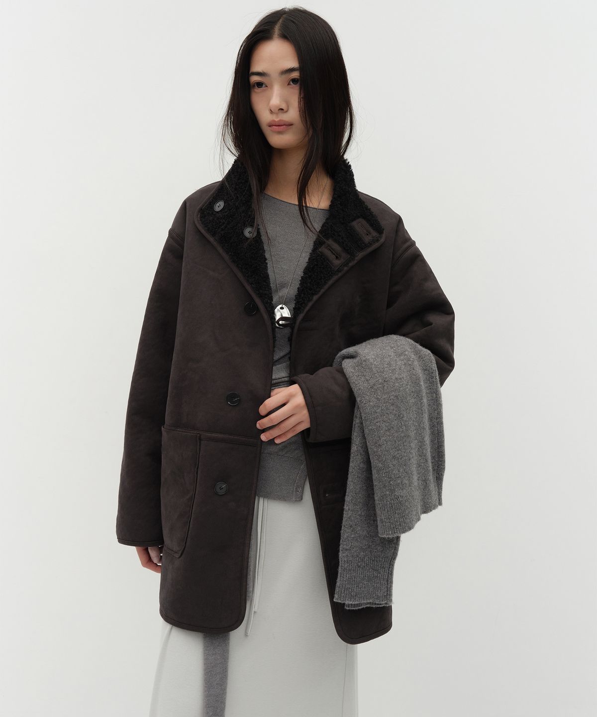 로우타이드(LOW TIDE) SHEARING REVERSIBLE MUSTANG [BLACK]
