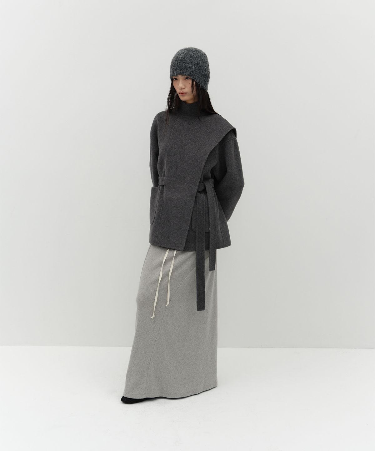 로우타이드(LOW TIDE) HANDMADE MUFFLER COAT [CHARCOAL]