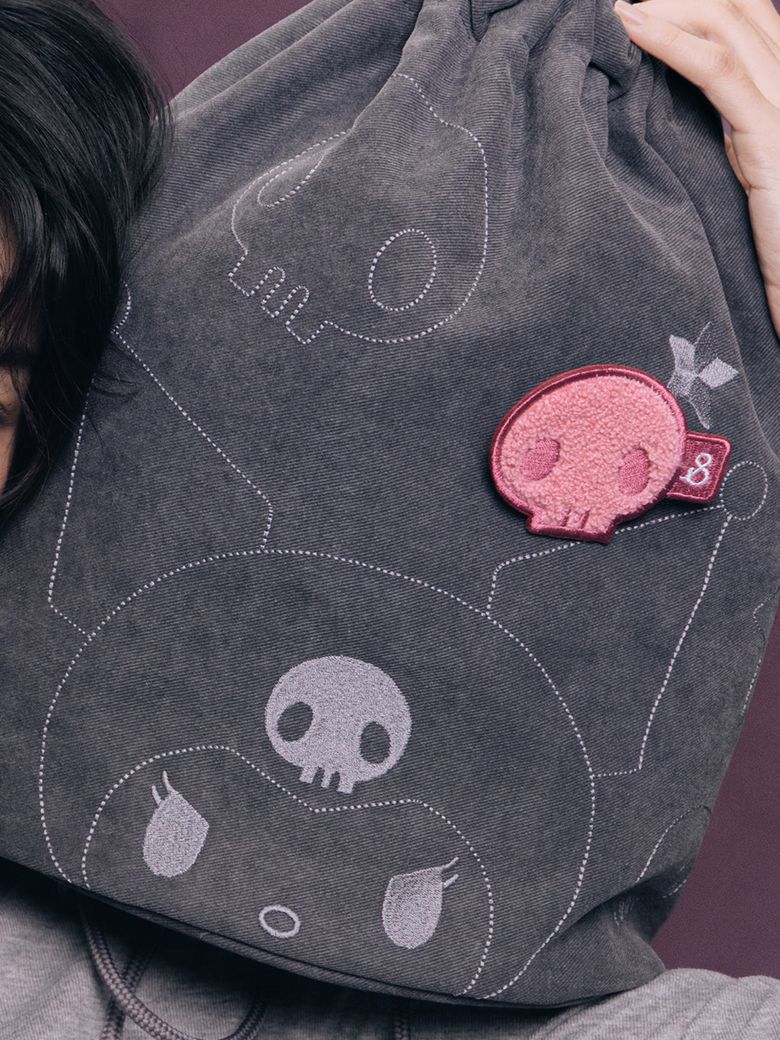 Lucky Kuromi Boucle Wappen Gentle Skull