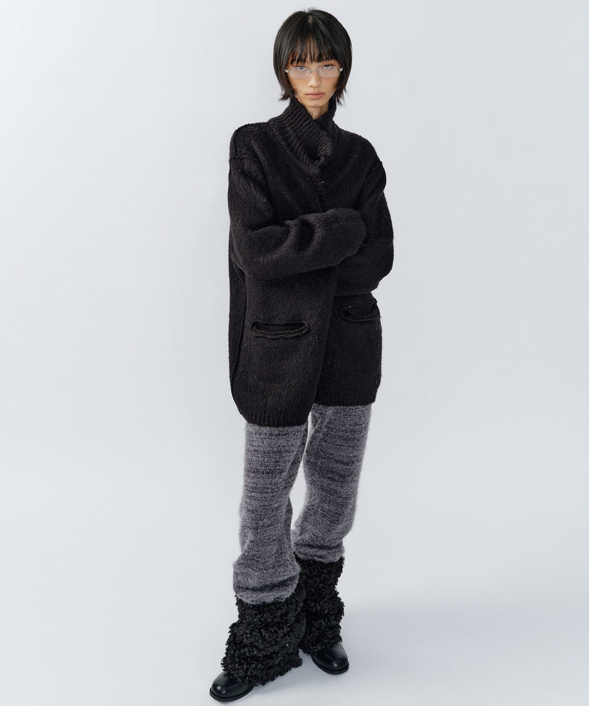 이어닝(YEARNING) HAIRY WOOL KNIT PANTS, MIX GREY