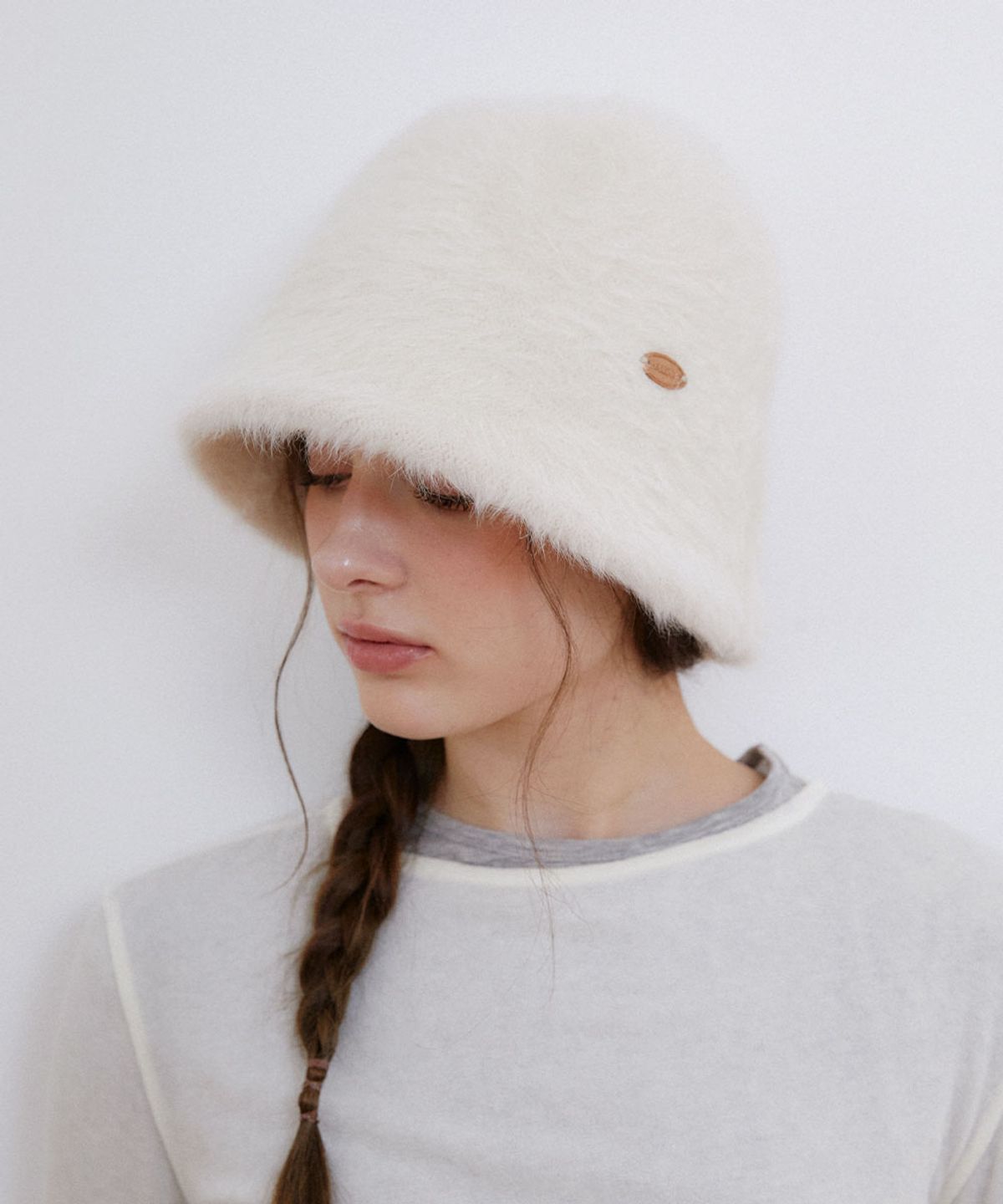 할렌(HALDEN) soft hairy fur bucket hat (C072_ivory)