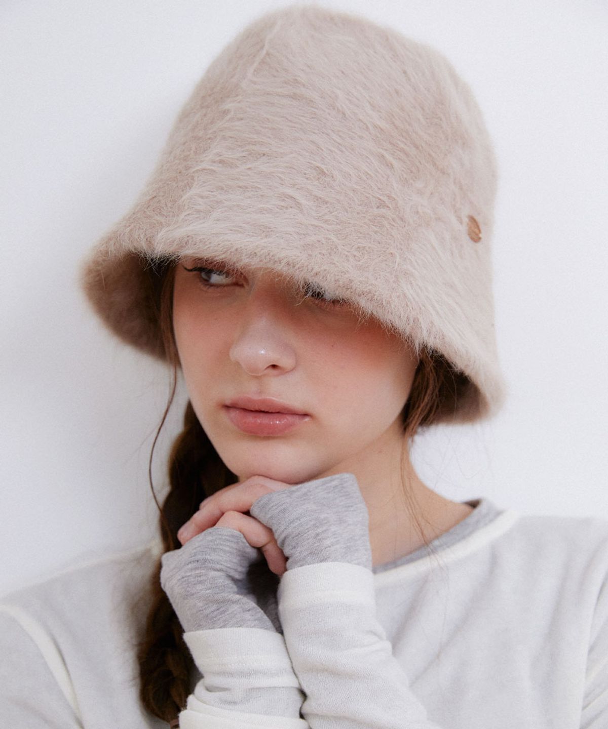 할렌(HALDEN) soft hairy fur bucket hat (C072_beige)