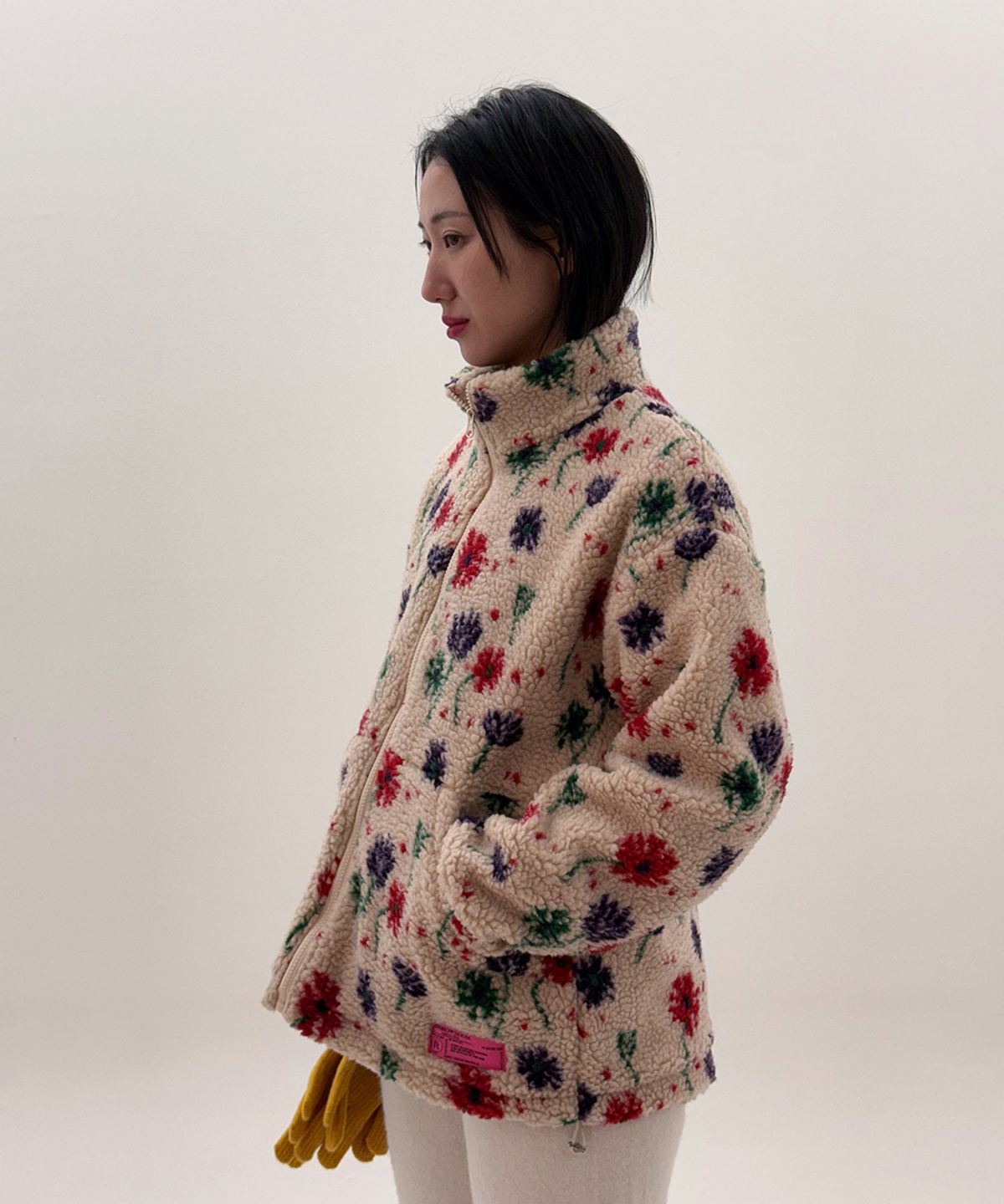 320쇼룸(320SHOWROOM) Floral Fleece Quilted Jumper Beige