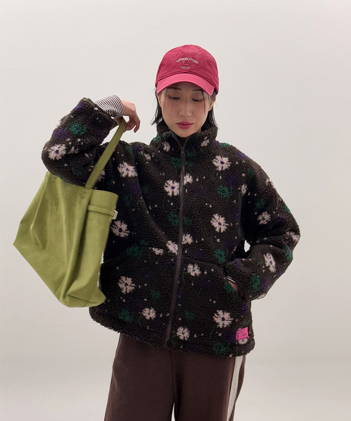 320쇼룸(320SHOWROOM) Floral Fleece Quilted Jumper Brown