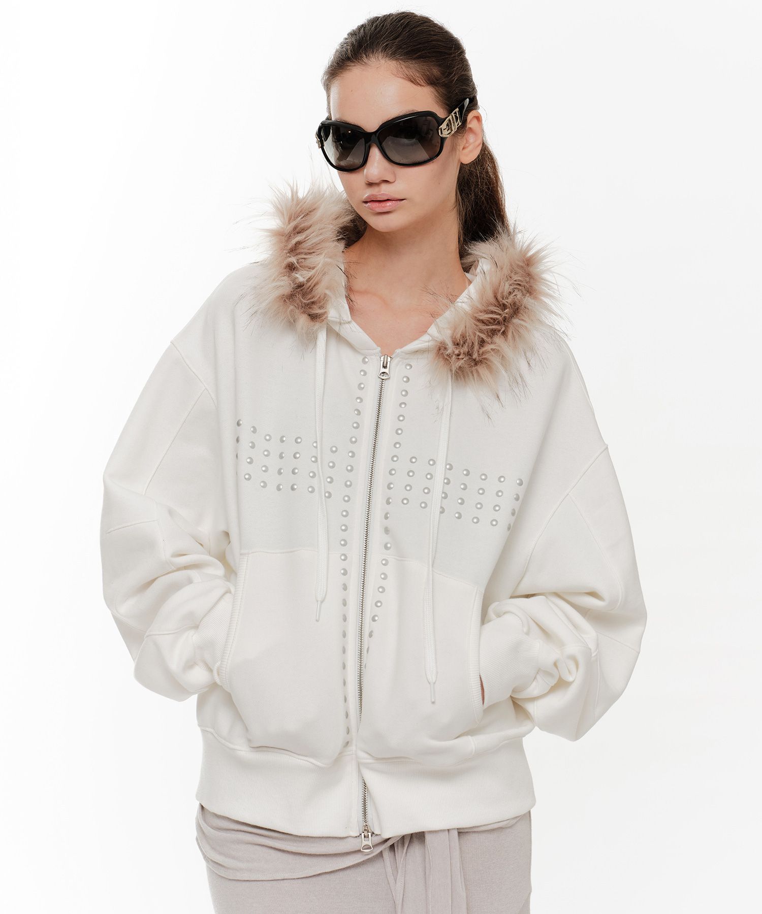 2000아카이브스(2000ARCHIVES) CRUCIA FUR HOODIE ZIP UP (IVORY