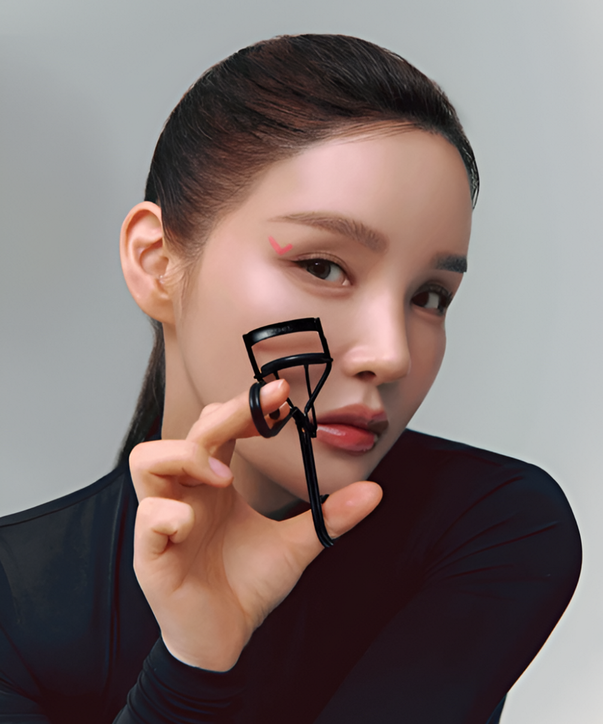 에크멀(EQUMAL) 커브드 엣지 아이래쉬 컬러 뷰러