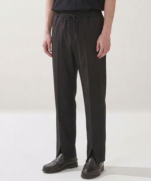 절개 밑단 오픈 슬랙스 Black