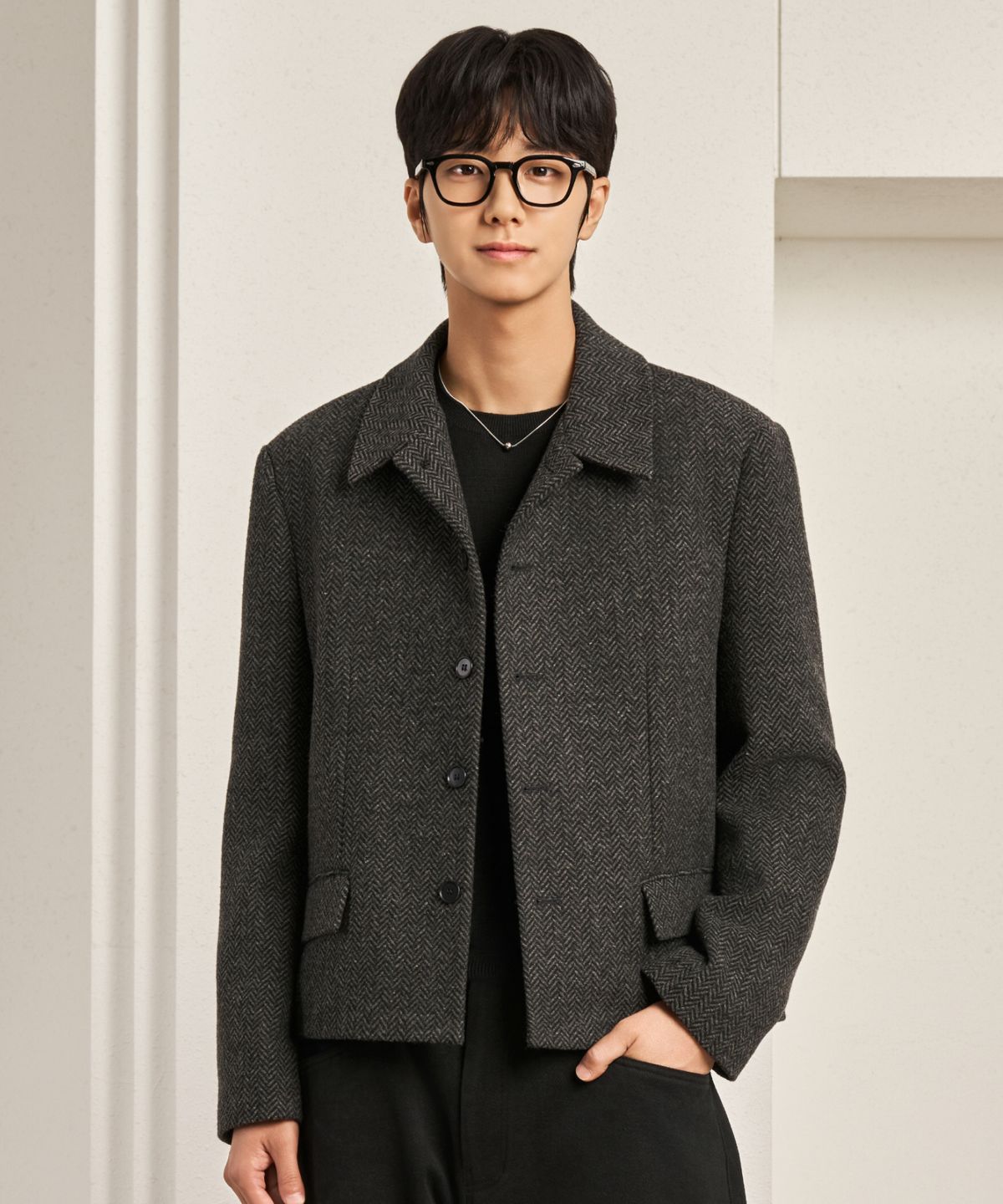 효지(HYOJI) FW 헤링본 맥카라 크롭 블레이저