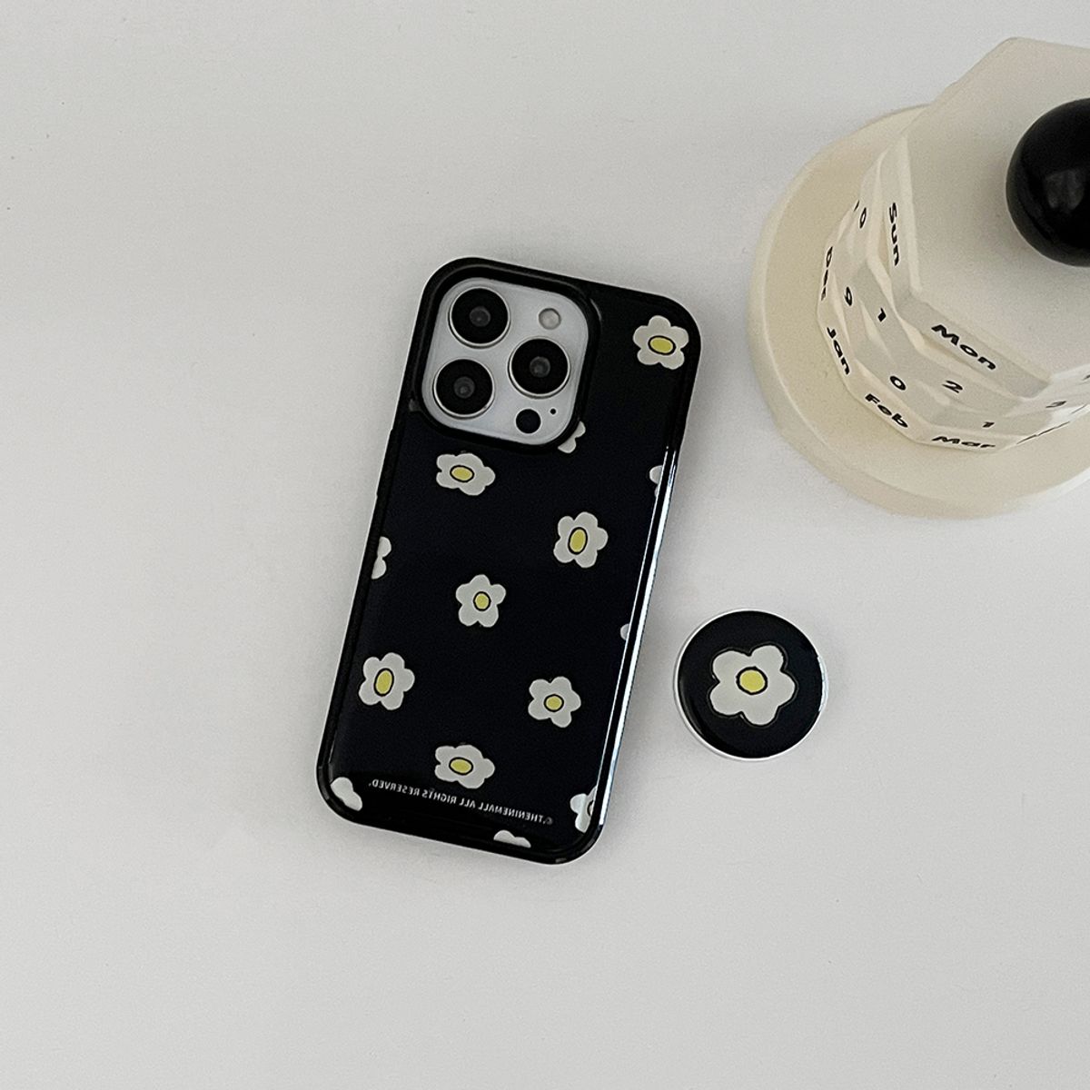 더나인몰(THE NINEMALL) silly little flower pattern [블랙 맥세이프 범퍼케이스]