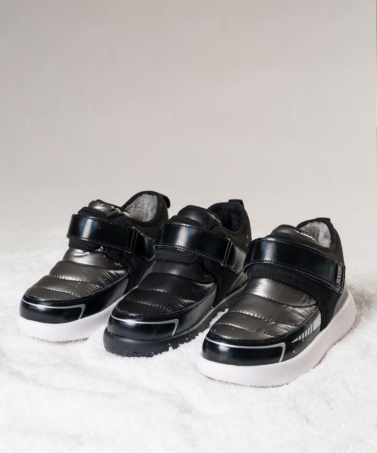 스토키즈(STOEKIDS) 윈터고 패딩 부츠_ 블랙, 다크실버