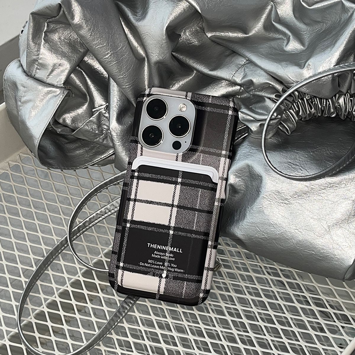 더나인몰(THE NINEMALL) vintage check scarf [맥세이프 하드 폰케이스]