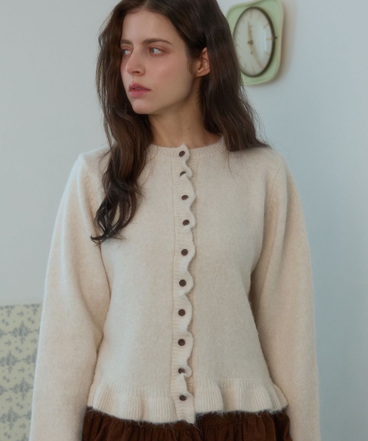 핑크파인애플(PINK PINEAPPLE) FROST FRILL KNIT CARDIGAN_IVORY
