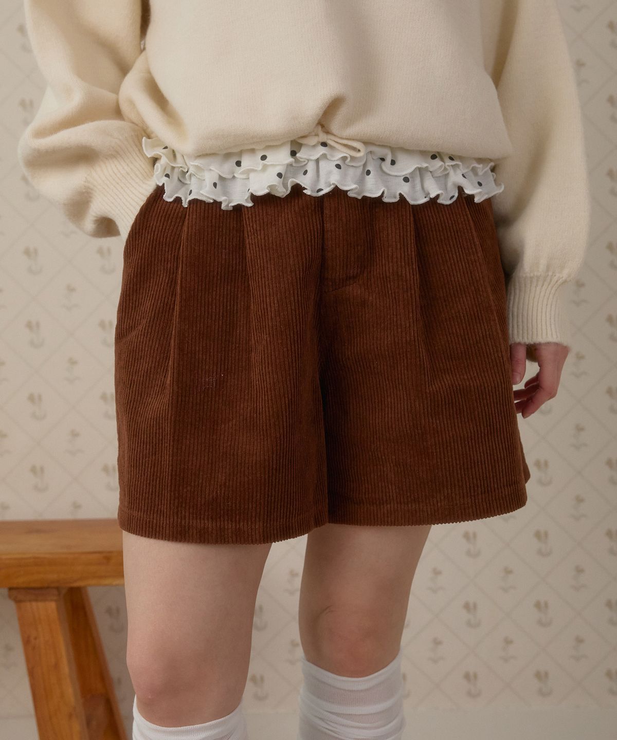 핑크파인애플(PINK PINEAPPLE) BREEZE CORDU HALF SHORTS_BROWN